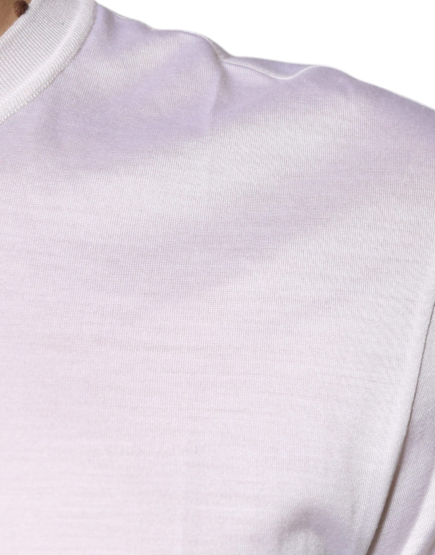 Weißer Herrenpullover aus Seide mit Rundhalsausschnitt