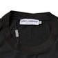 Schwarzes T-Shirt mit Rundhalsausschnitt und kurzen Ärmeln und Logo