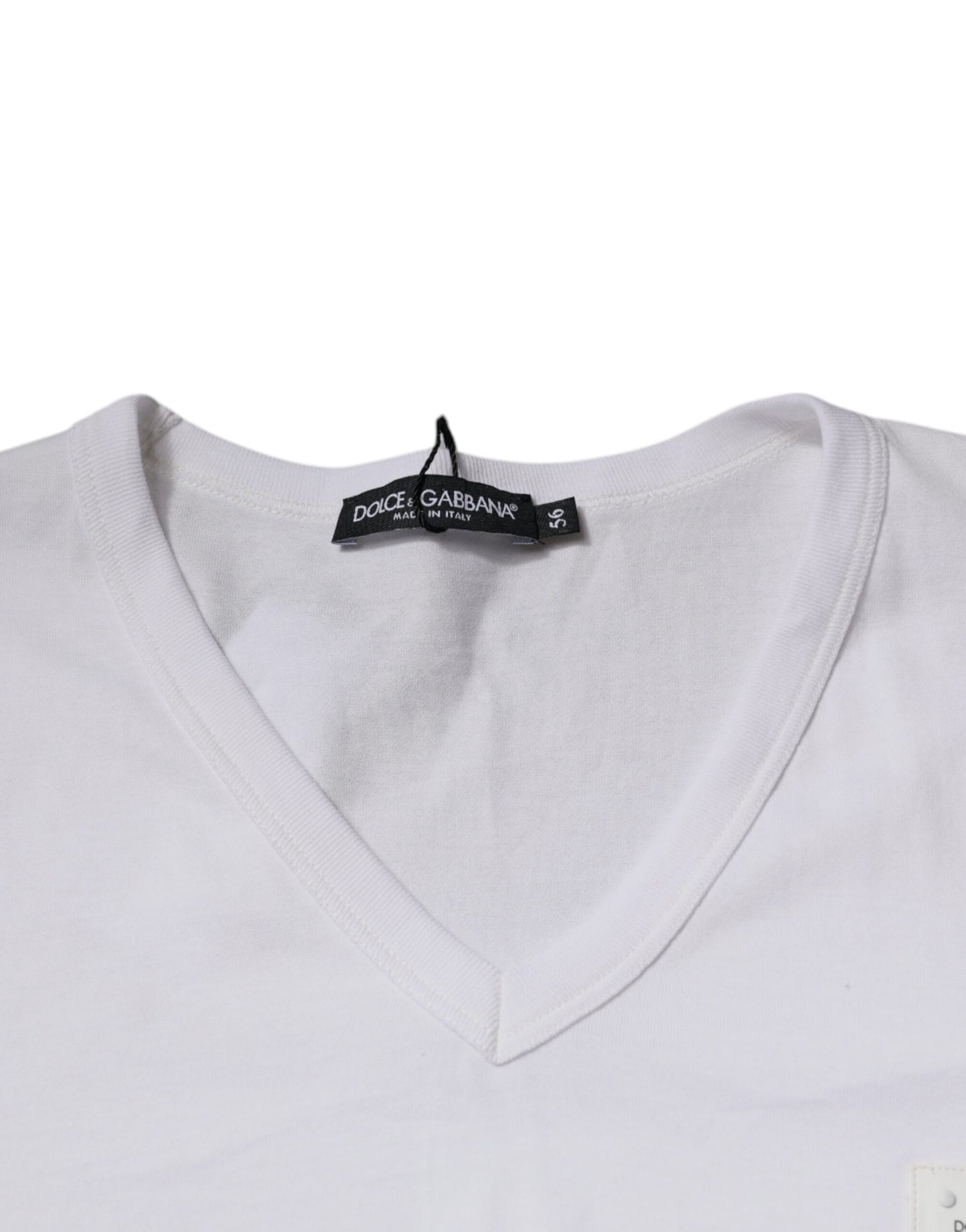 Weißes Kurzarm-T-Shirt mit V-Ausschnitt und Logo