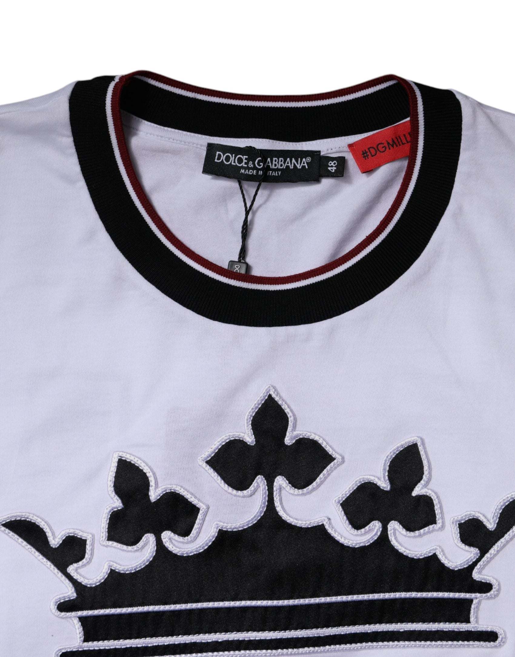 Weißes Jersey-T-Shirt mit Rundhalsausschnitt und kurzen Ärmeln