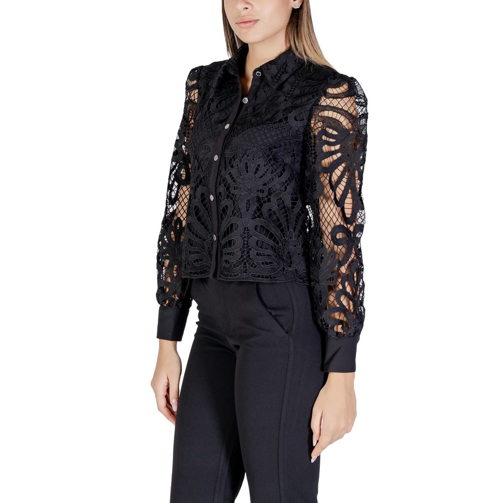 Schwarzer Polyesterpullover