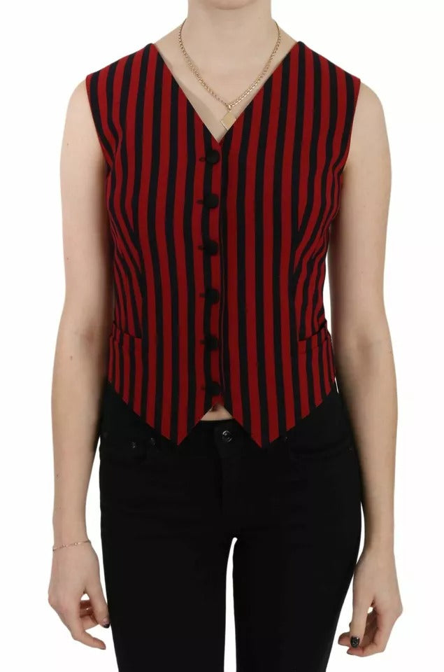 Gilet a righe rosse e nere, camicetta e top