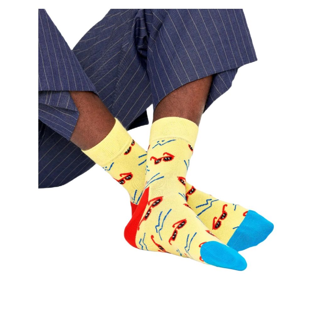 Gelbe Baumwollstrumpfhose und Socken