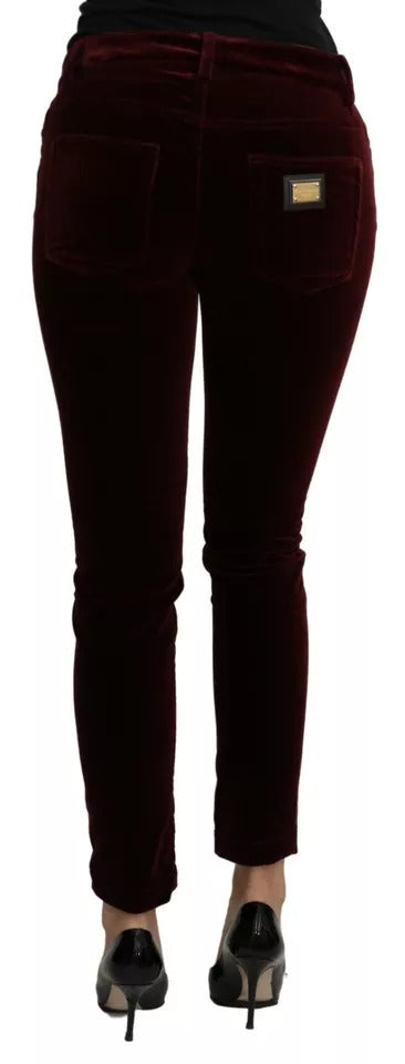 Bordeauxrote Slim Fit-Hose aus Stretch-Samt