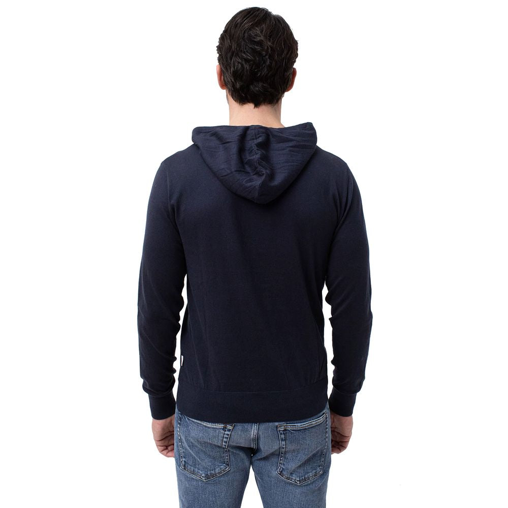Blauer Baumwollpullover