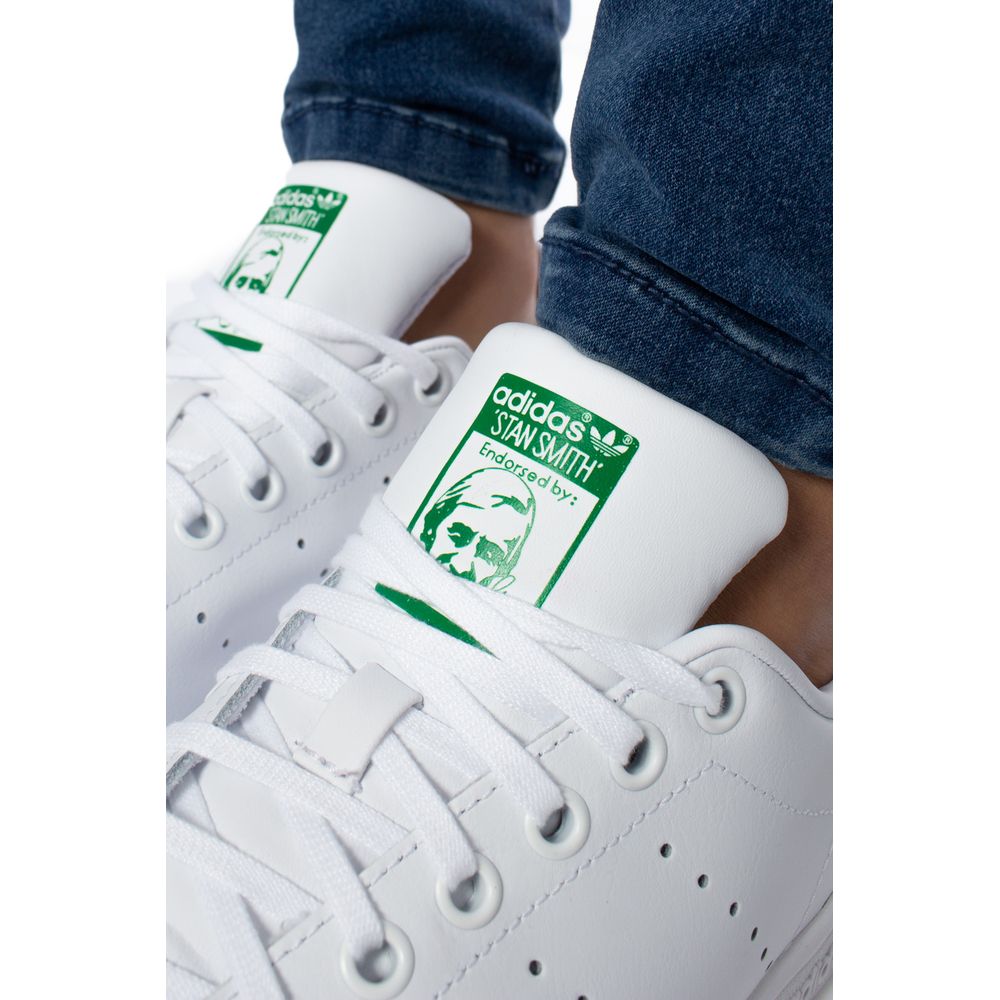 Grüner Ledersneaker