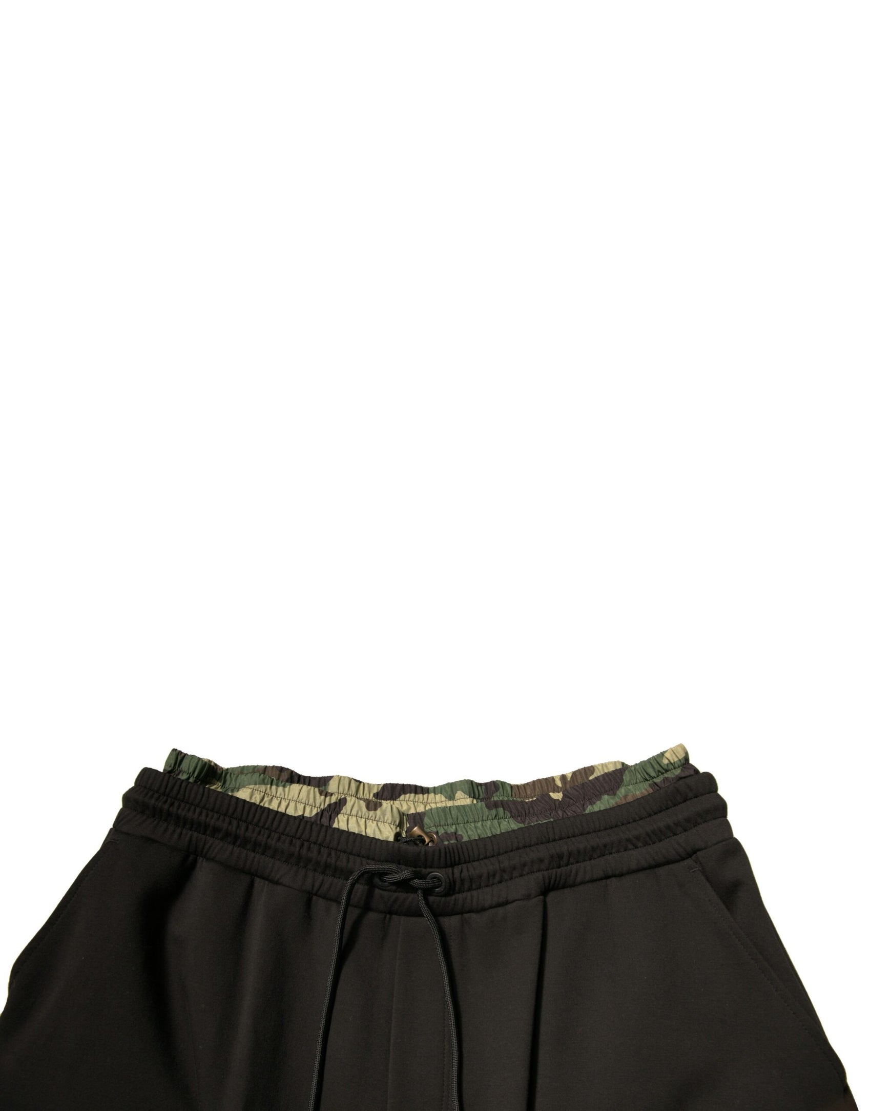 Schwarze Jogginghose aus Baumwolle mit Camouflage-Muster