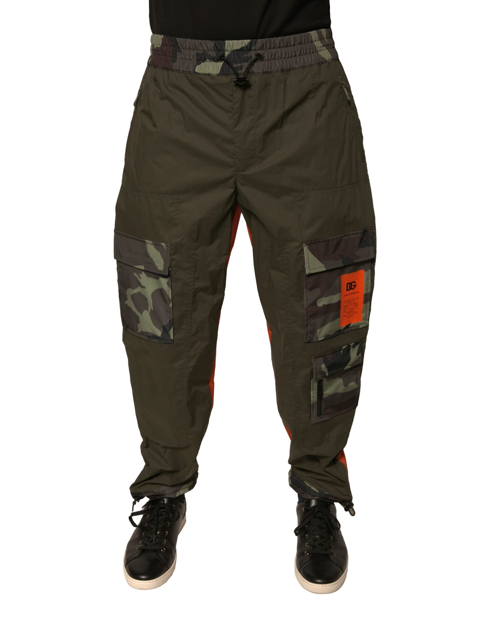 Mehrfarbige Cargo-Jogginghose mit Camouflage-Muster