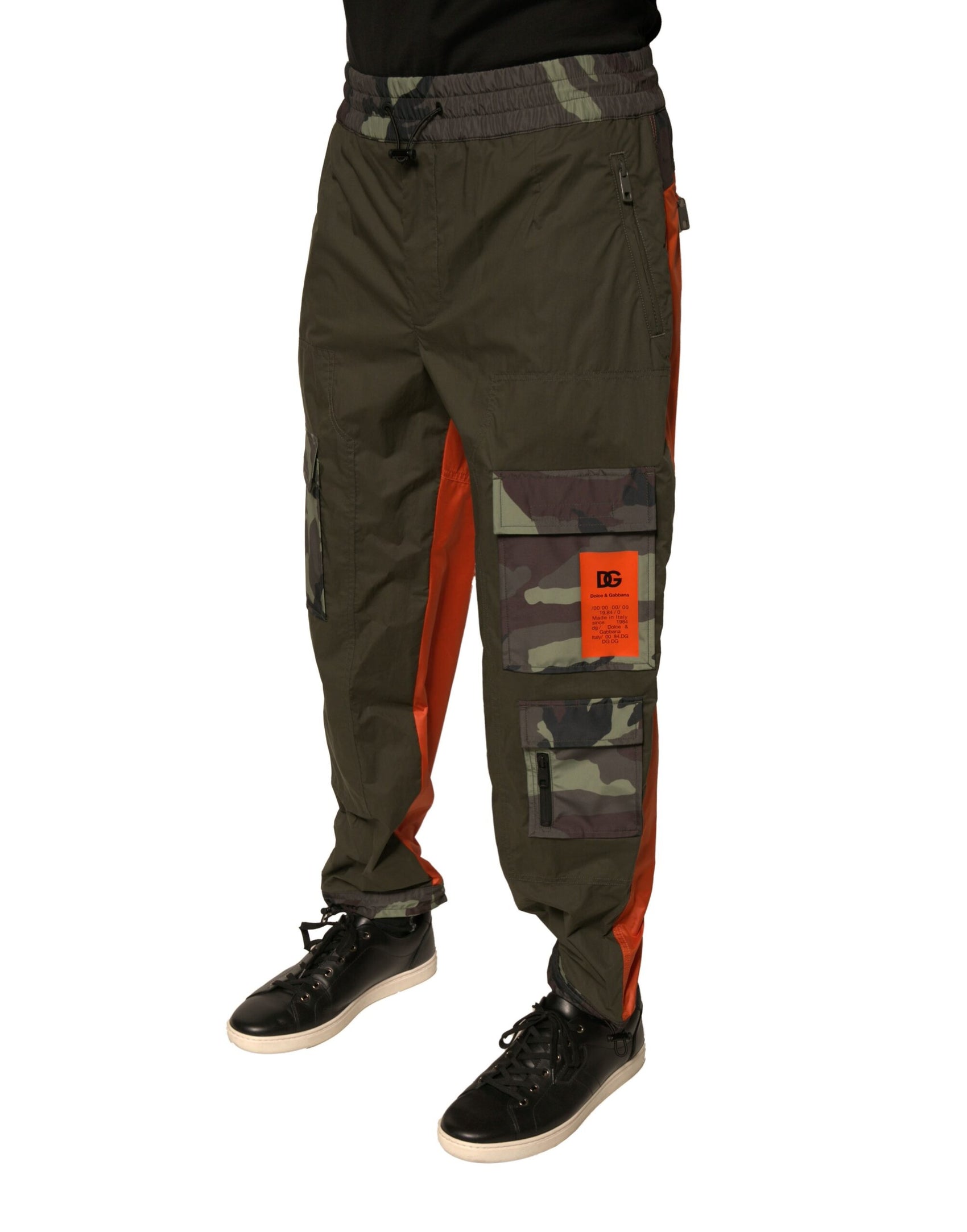 Mehrfarbige Cargo-Jogginghose mit Camouflage-Muster