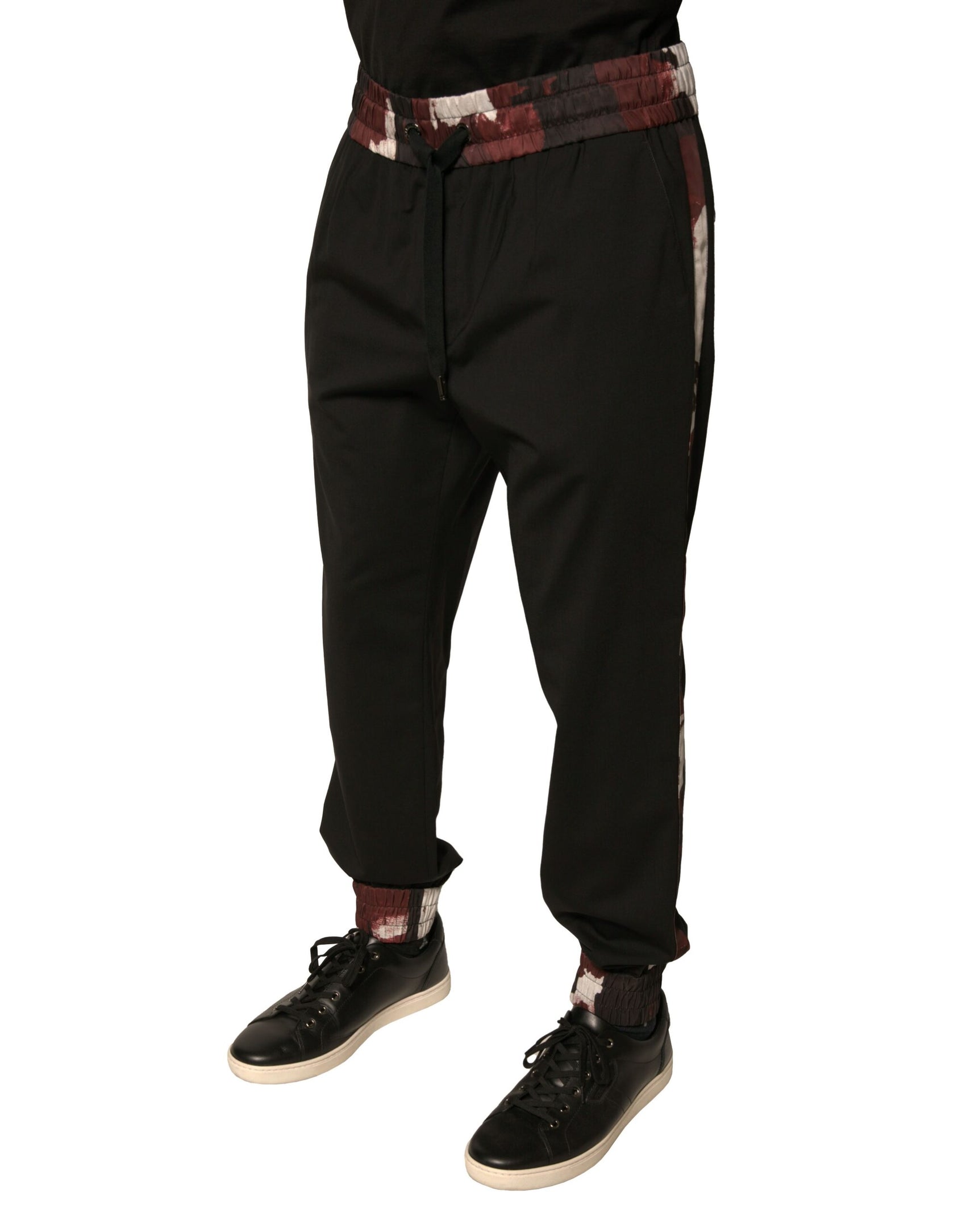 Schwarze Jogginghose aus Wolle mit Camouflage-Muster
