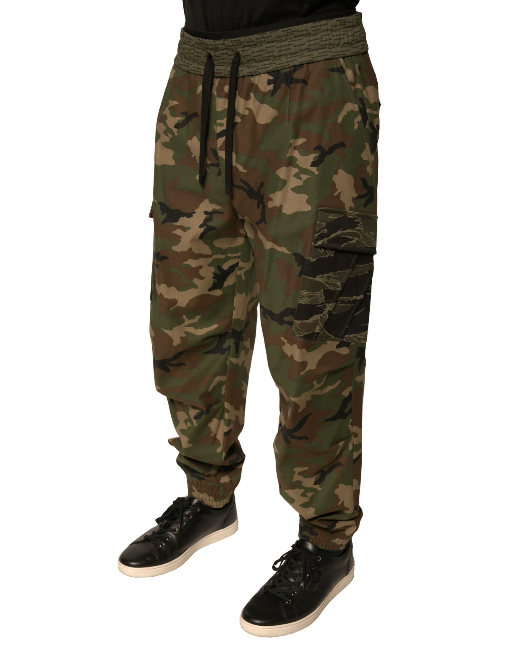 Mehrfarbige Camouflage Cargo-Jogginghose