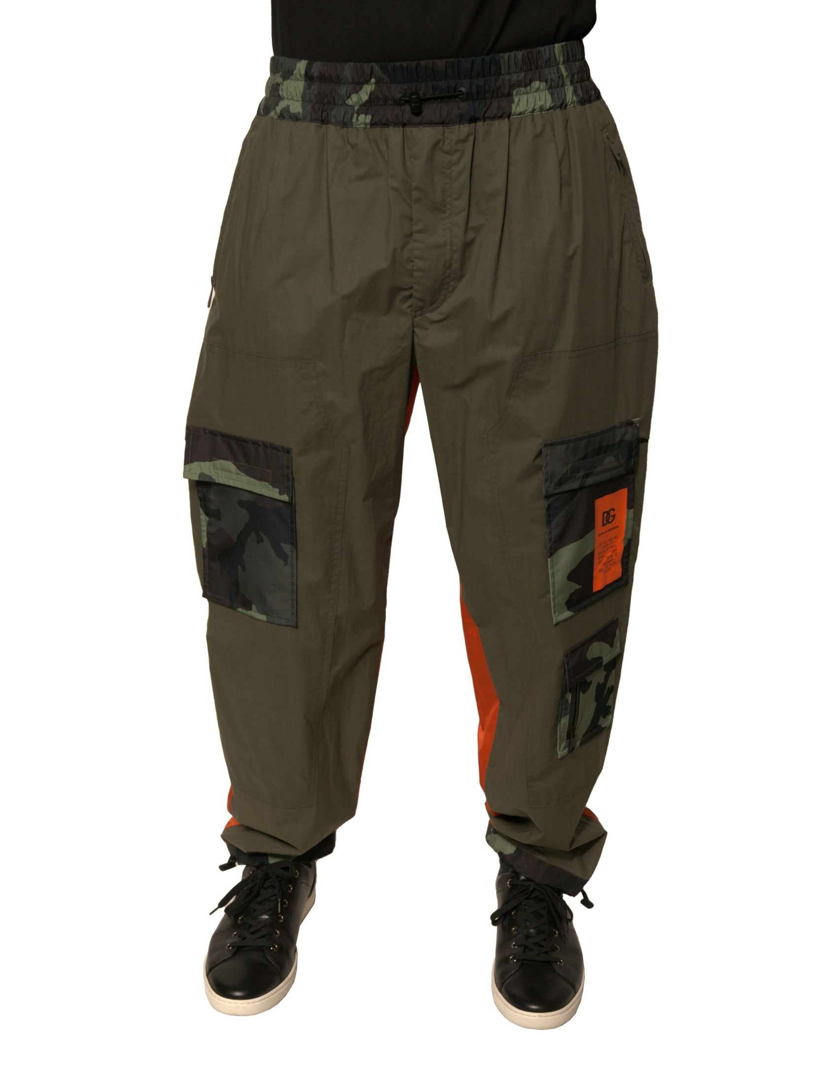 Mehrfarbige Cargo-Jogginghose mit Camouflage-Muster