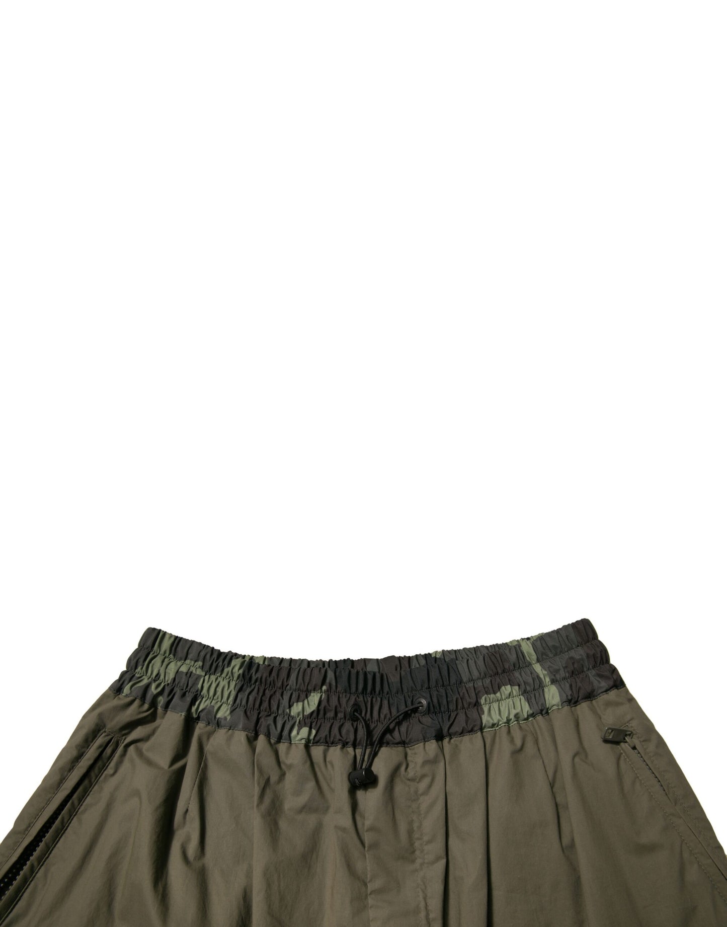 Mehrfarbige Cargo-Jogginghose mit Camouflage-Muster