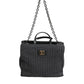 Große Shopper-Tasche aus Strick und Häkelarbeit mit DG-Logo in Schwarz