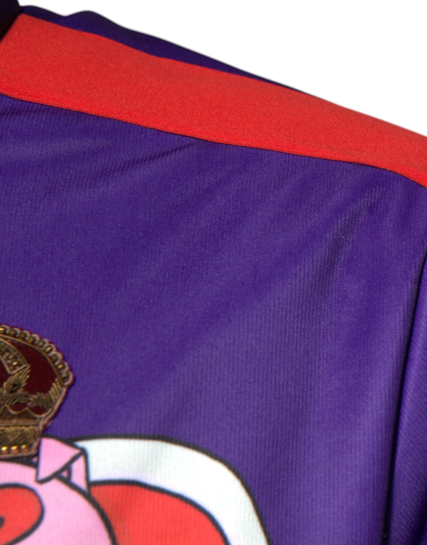 Lilafarbener Bomberpullover mit durchgehendem Reißverschluss zum Jahr des Schweins