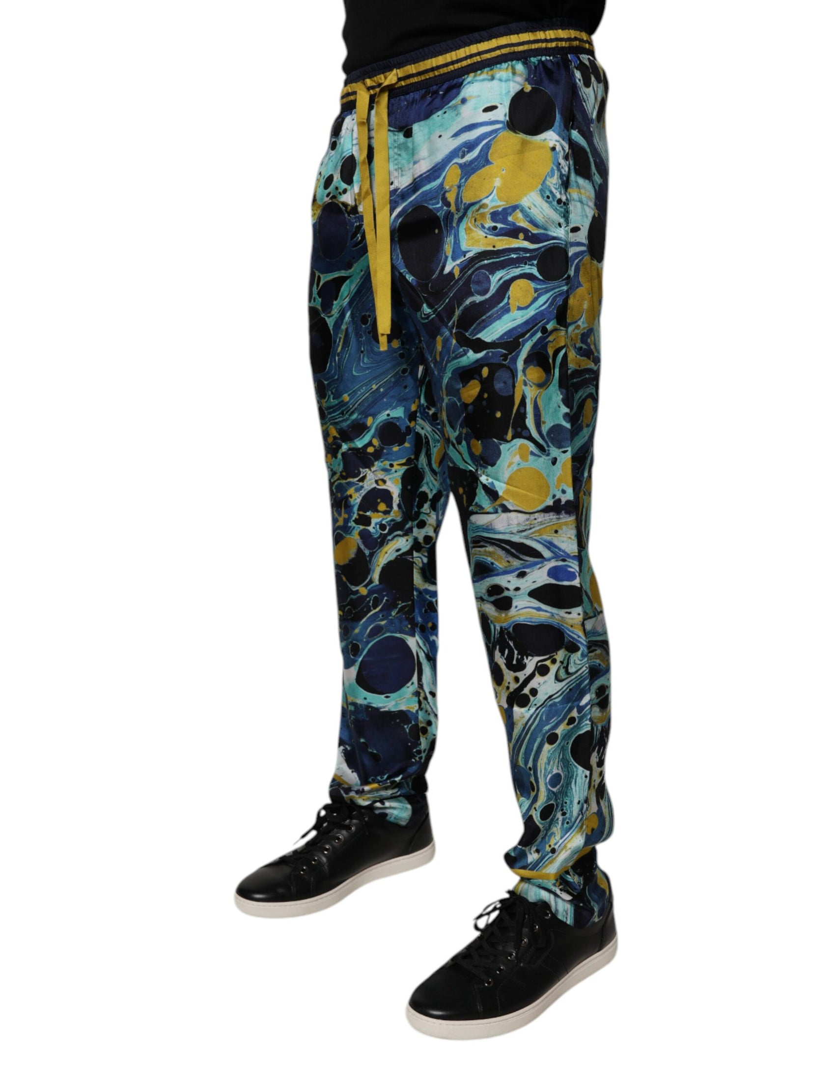Jogginghose mit mehrfarbigem Marmor-Print