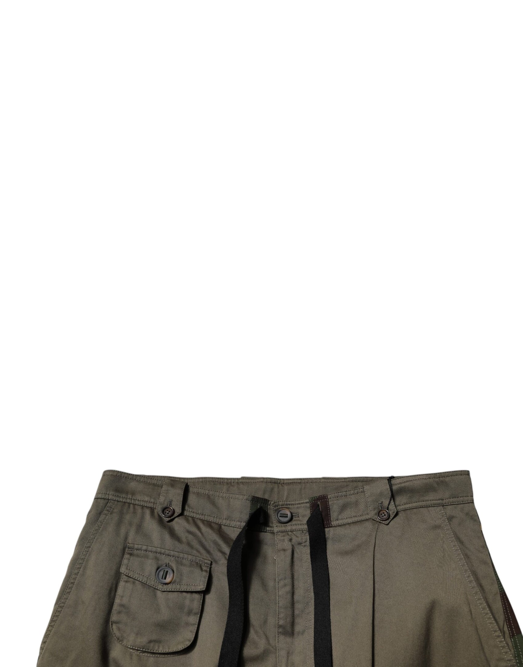 Mehrfarbige Cargohose mit Patchwork-Camouflage