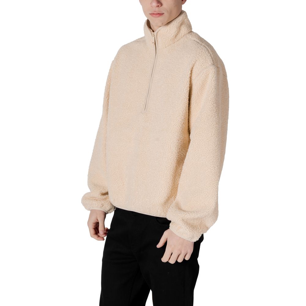 Cremefarbene Jacke aus recyceltem Polyester