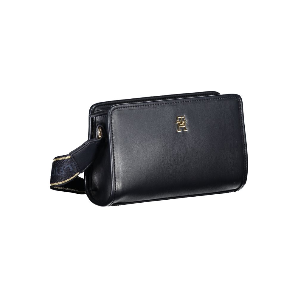 Blaue Handtasche aus Polyethylen