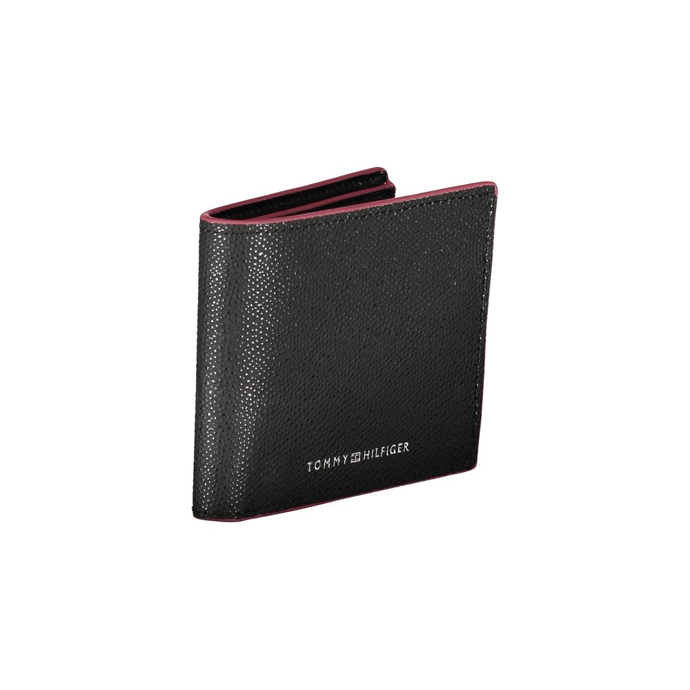 Elegant Leather Bifold Wallet with Contrast Accents