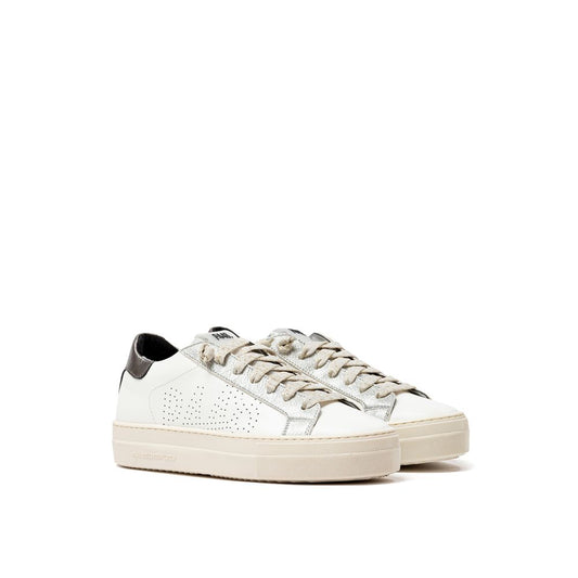 Sneaker in pelle bianca