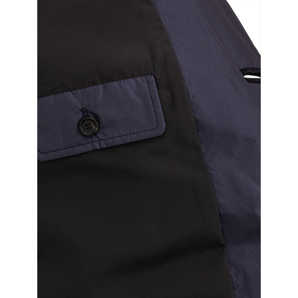 Blaue Polyesterjacke