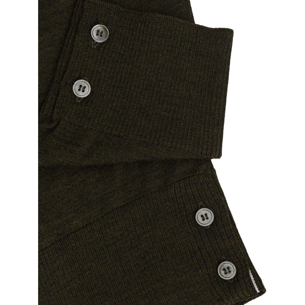 Grüner Wollpullover