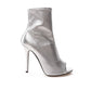 Silberner Lederstiefel