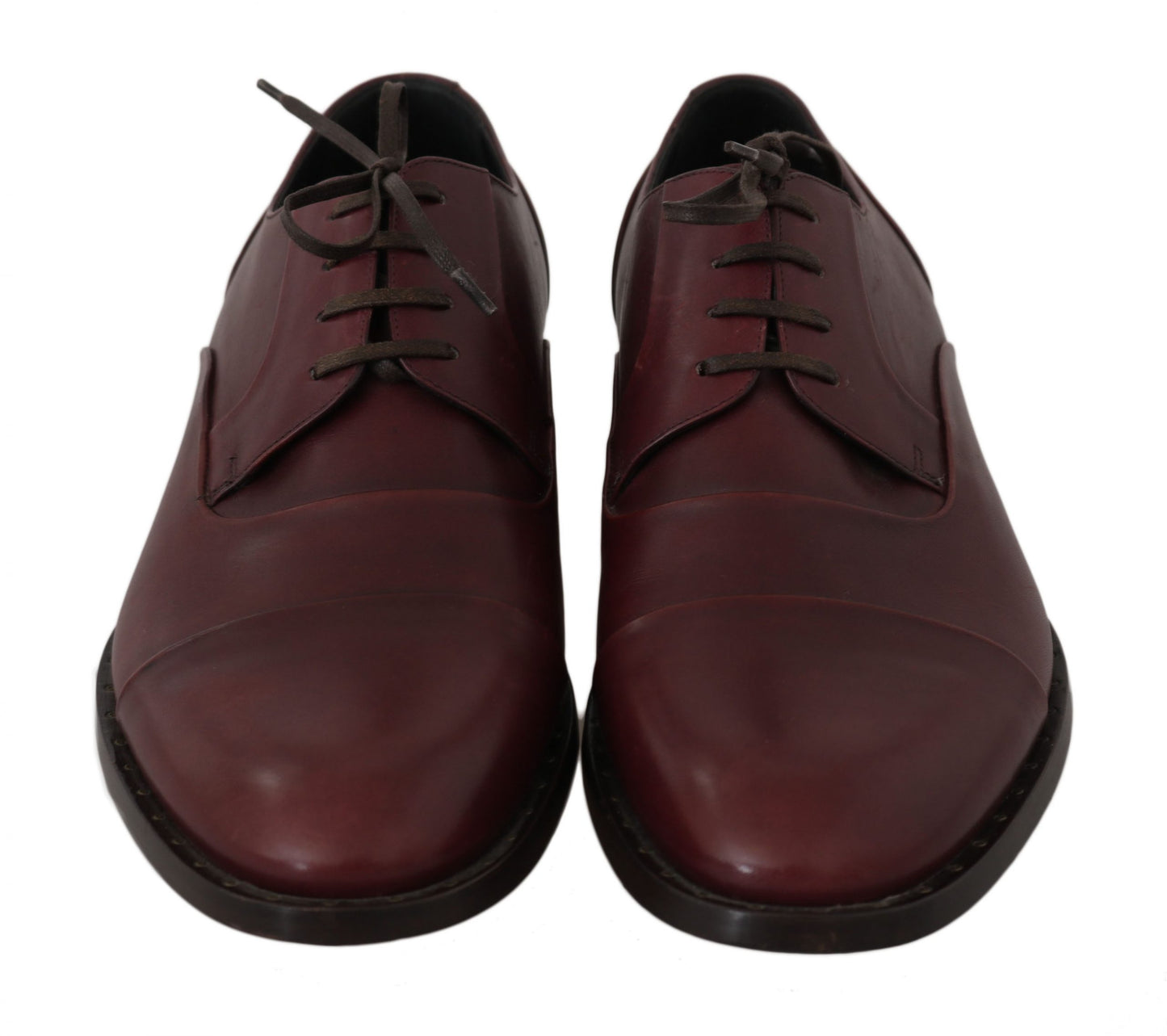 Eleganti scarpe eleganti in pelle bordeaux