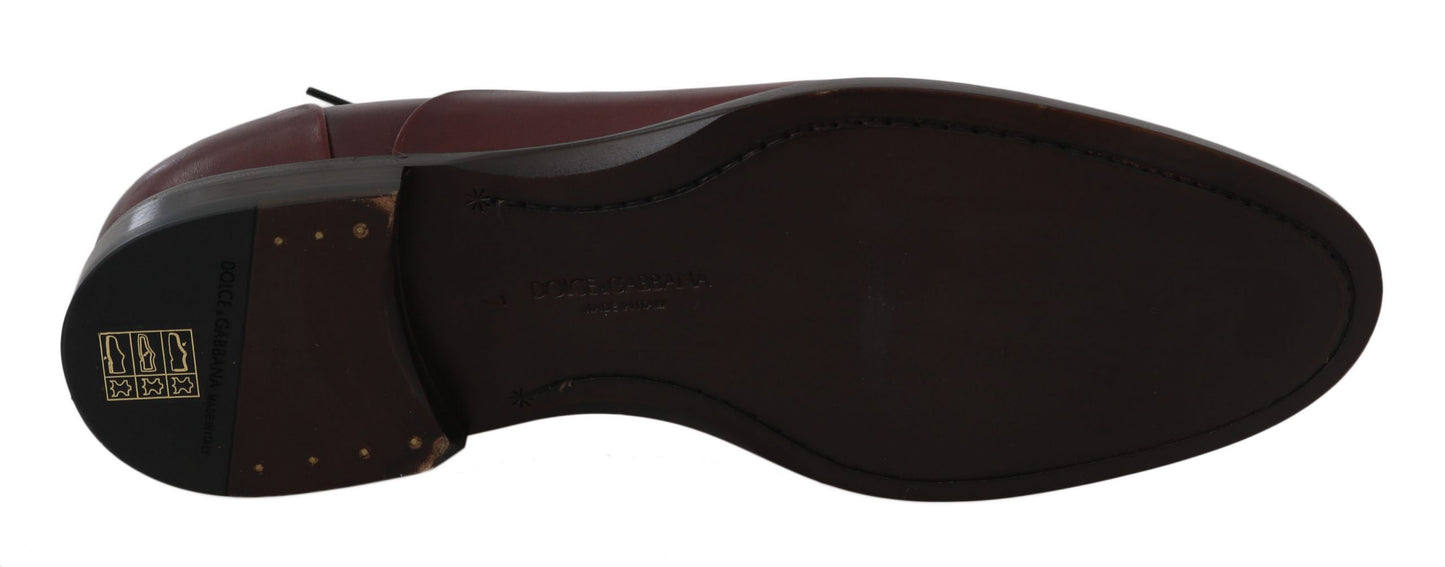 Eleganti scarpe eleganti in pelle bordeaux