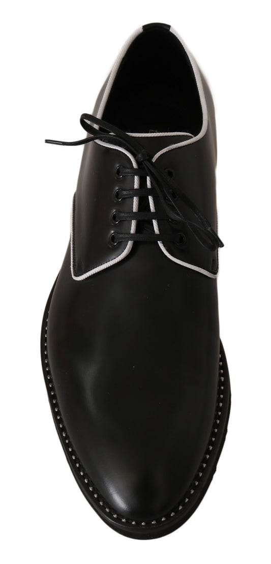 Eleganti scarpe derby in pelle nera