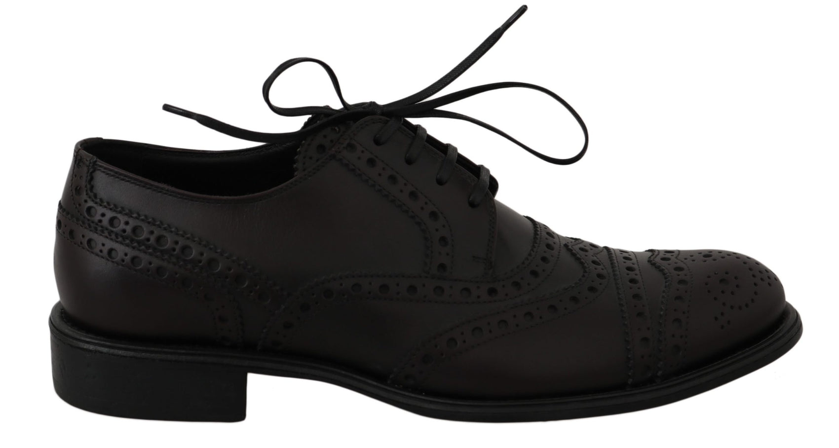 Elegante bordeauxrote Derby-Schuhe mit Flügelkappe