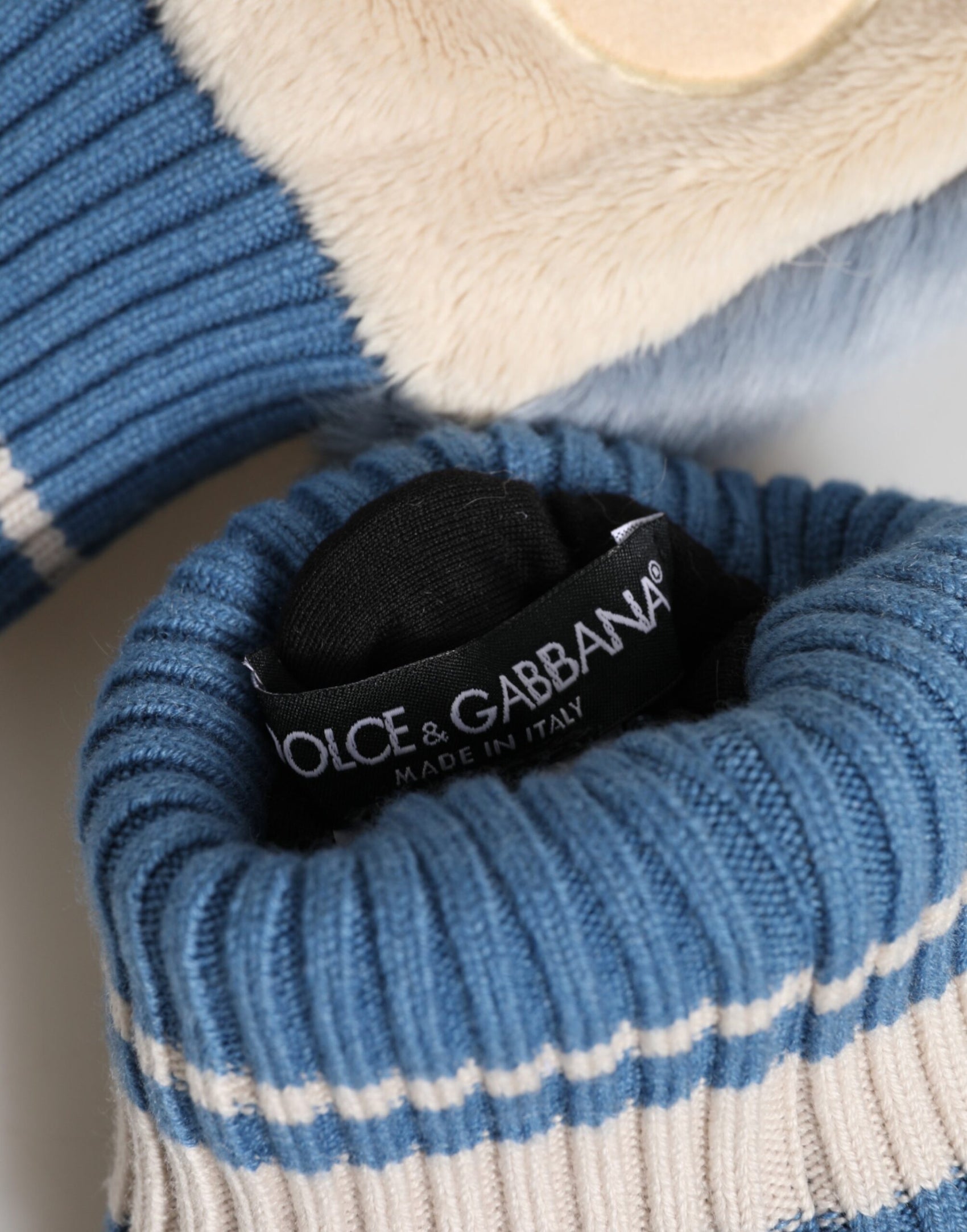 Dolce & Gabbana Blue Acrylic Knitted Fur Wrist Mitten Gloves